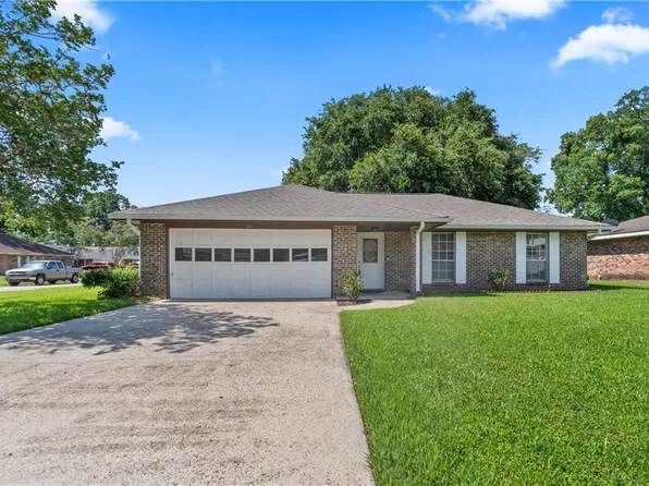 201 Darwin Dr, Slidell, LA 70458
