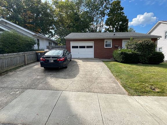 2nd image of 401 W Clear Creek Dr #815