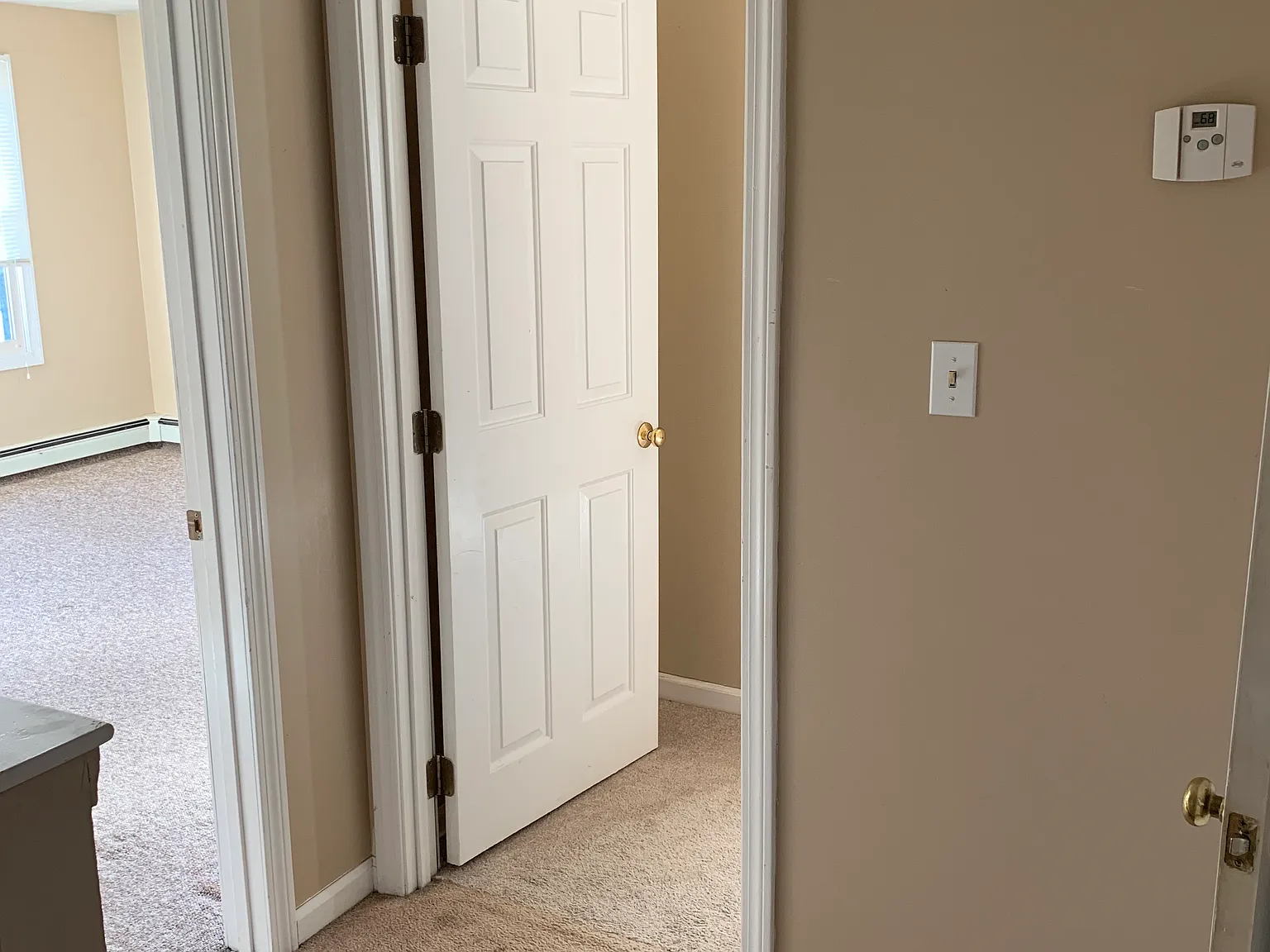 2 bed, 950 sqft, $1,700 — Photo 3