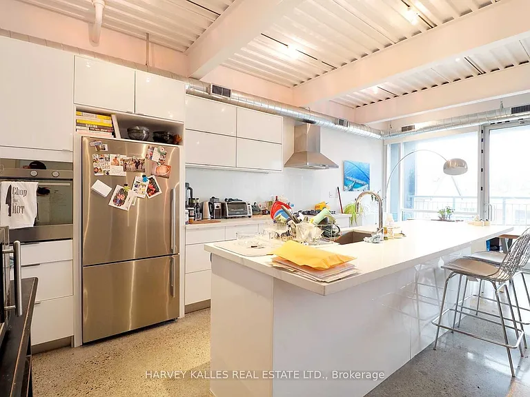 214 Bathurst St #Penthouse 3A — Photo 7