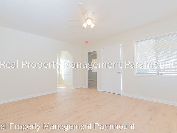4th image of 3516 W 108th St