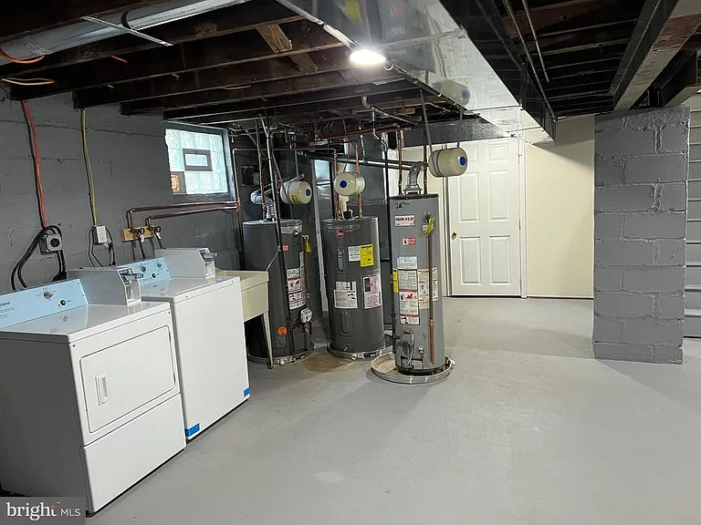 4064 Edgewood Rd #1 — Photo 21