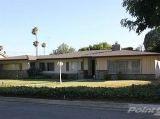 5682 Sycamore Ave, Rialto, CA 92377