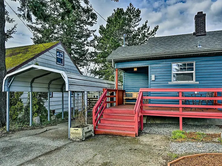 8311 NE Sacramento St — Photo 40