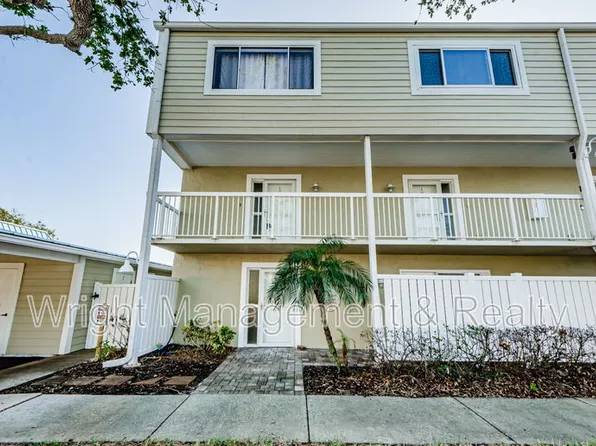 433 S Paula Dr APT 17, Dunedin, FL 34698
