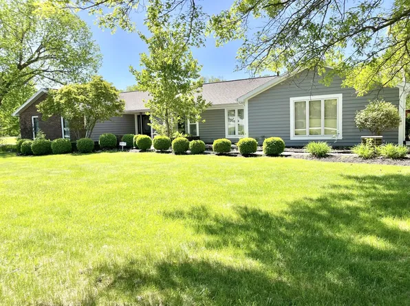 12031 Mahogany Dr, Fort Wayne, IN 46814