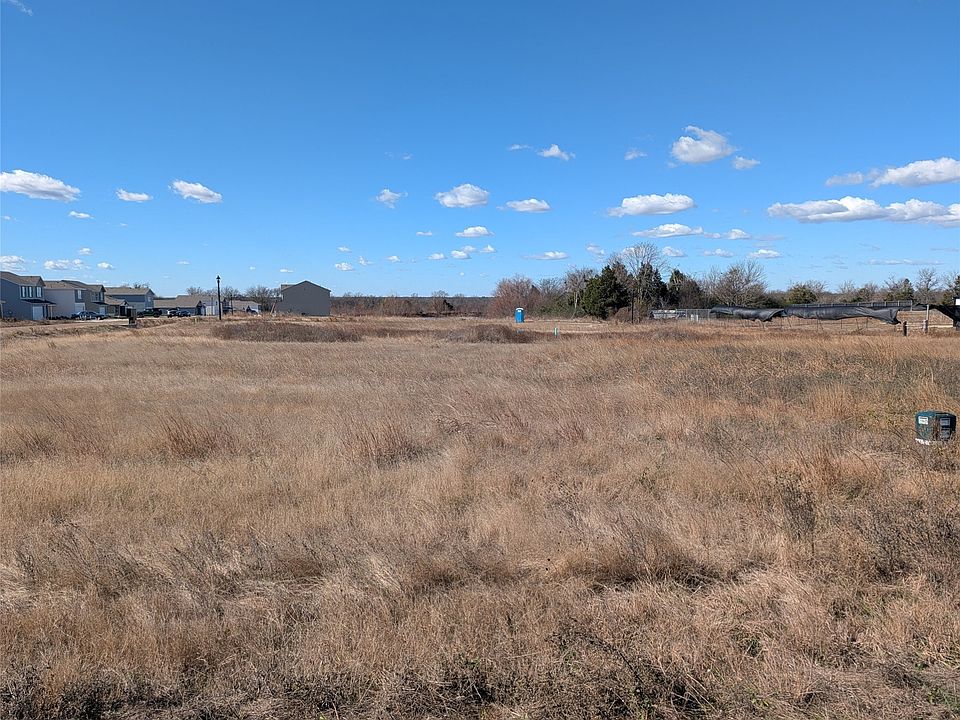 1st image of 282 Victory Dr