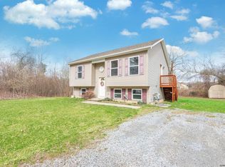 81 Peck Ave, Glens Falls, NY 12801