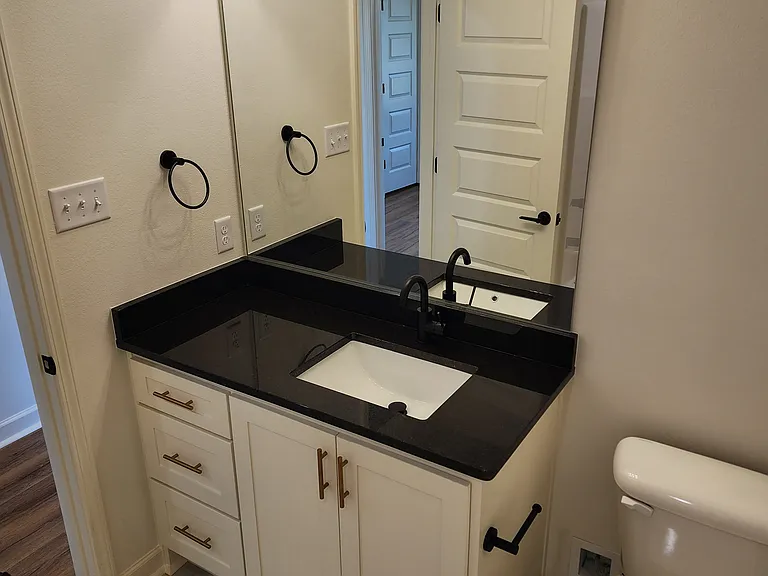 140 Kelton Dr — Photo 5