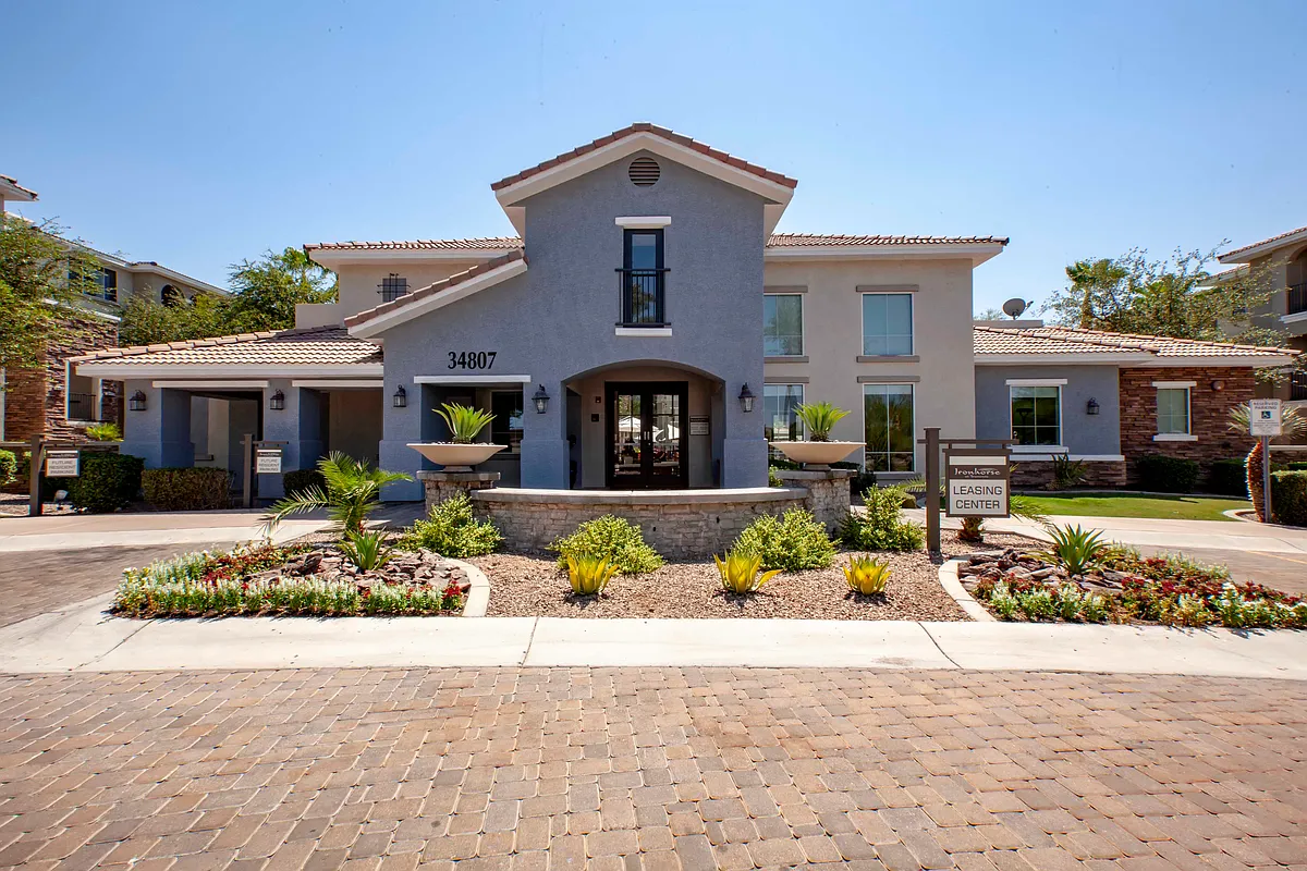 Building Photo - Ironhorse at Tramonto