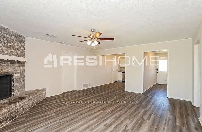 3051 Shane Dr — Photo 6