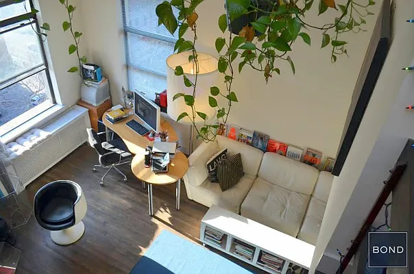 Rented by Bond New York | media 30