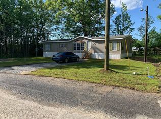 103 Willow St W, New Augusta, MS 39462