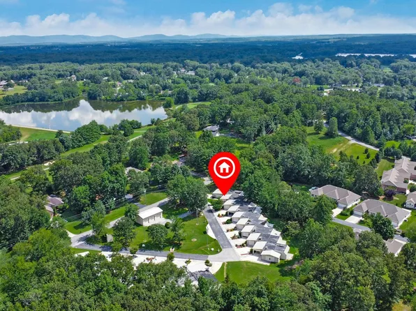 33 Big Horn Loop APT 2, Crossville, TN 38572