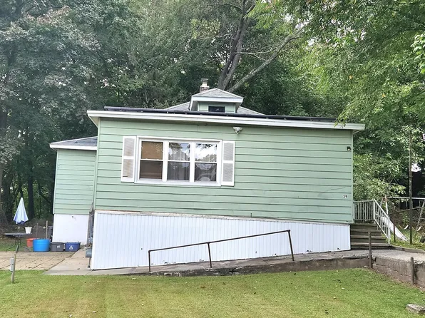 39 Shelley Street, Waterbury, CT 06705