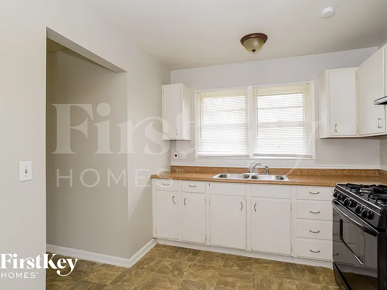 8911 Blue Ridge Blvd — Photo 8