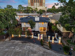 6321 Deerwood Rd, Houston, TX 77057