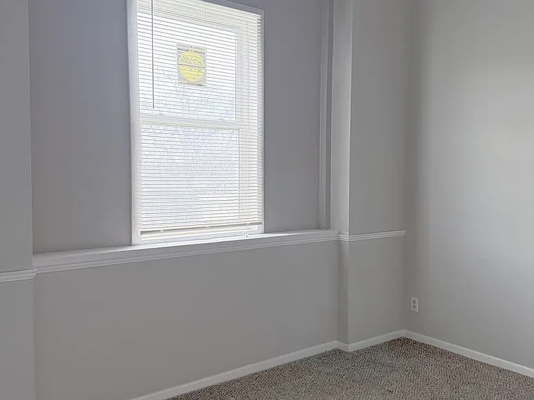 Mason School Apartments — Photo 16