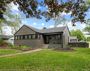 17810 Beechwood Ave, Beverly Hills, MI, 48025