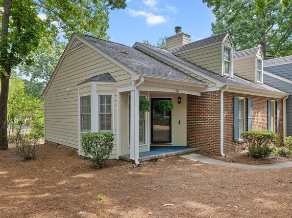 1201 Deptford Ct, Raleigh, NC 27609