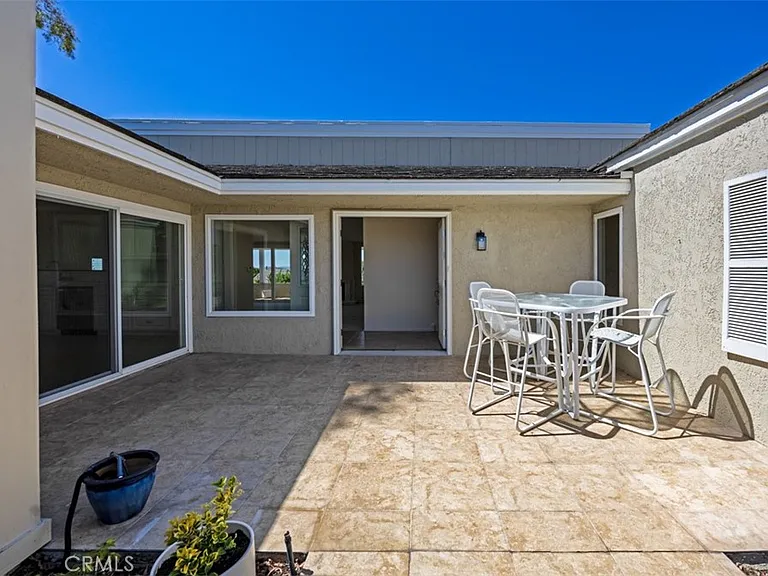 22821 Mariano Dr — Photo 11
