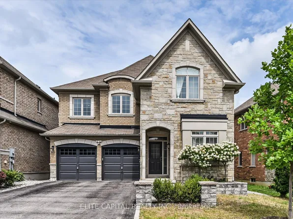 1208 Atkins Dr, Newmarket, ON L3X 0E1