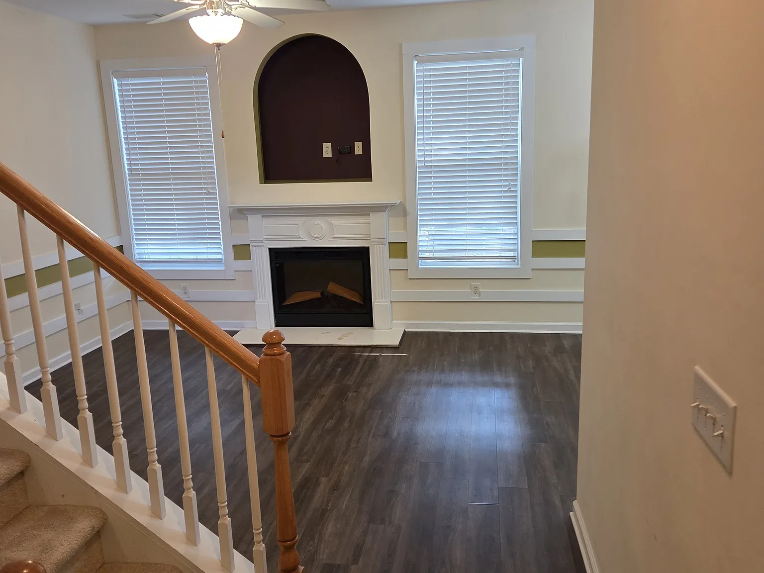 3 bed, 2346 sqft, $2,200 — Photo 2