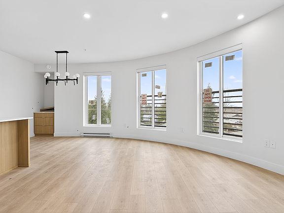3rd image of 46185 Thomas Rd #403