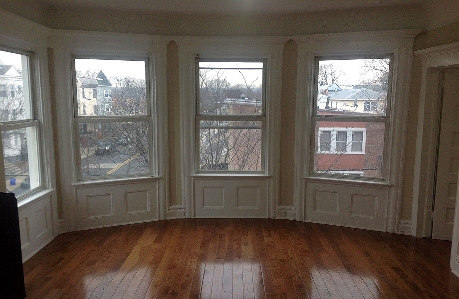 2nd image of 146 S 9th St