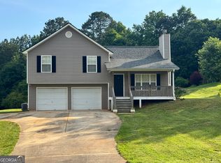 198 Windfield Ridge Dr, Mount Airy, GA 30563
