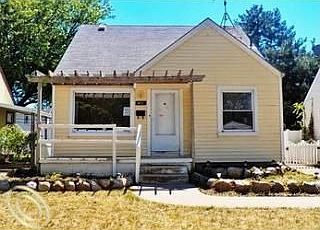 1st image of 457 Lincoln Ave