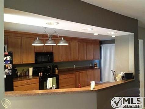 KITCHEN 3.jpg