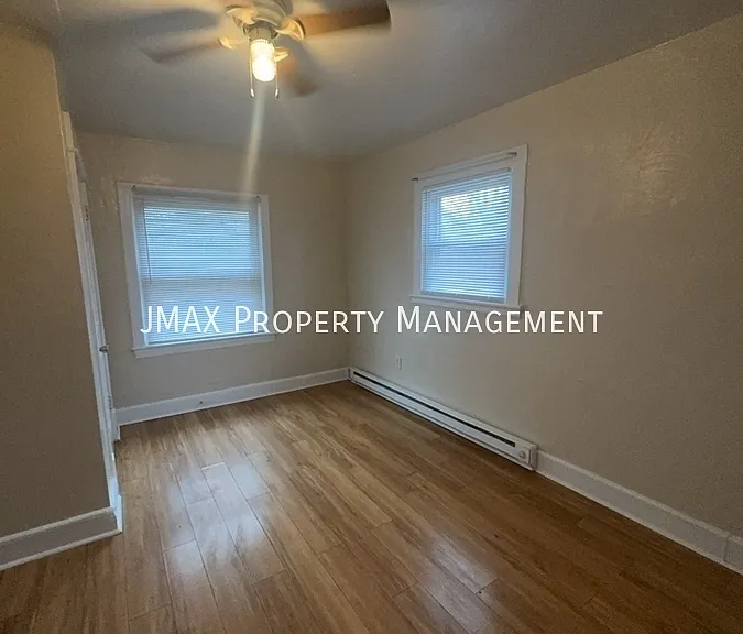 2445 Maryland Ave NW #1 — Photo 9