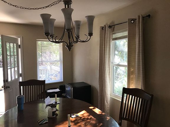 3rd image of 445 McCauley St #200
