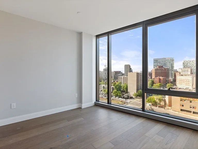 100 Shawmut Ave #1005 — Photo 22