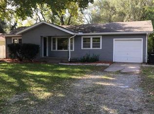 721 Pine St, Halstead, KS 67056