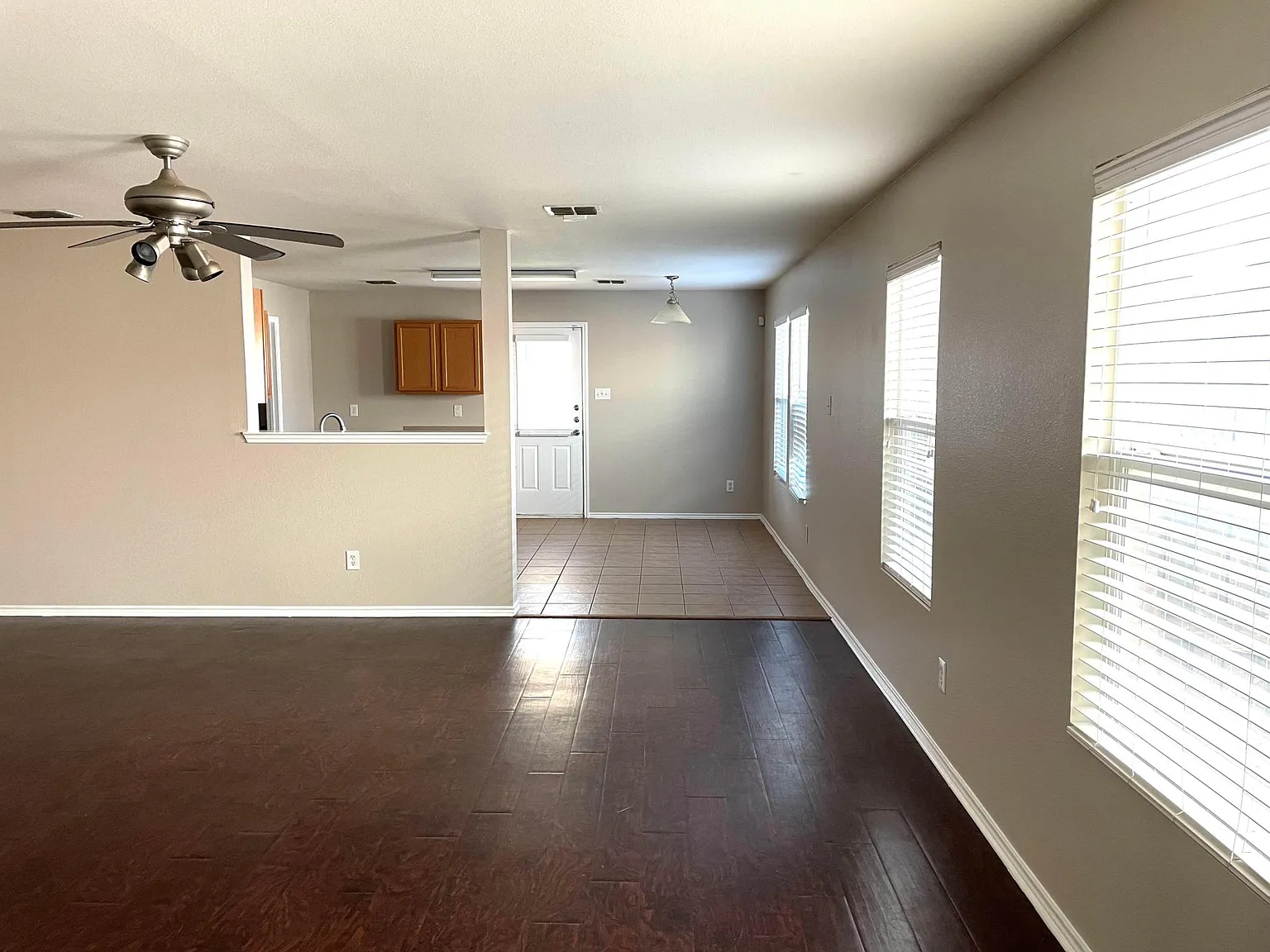 3 bed, 1511 sqft, $1,795 — Photo 3