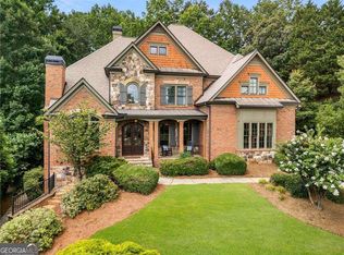 908 Basingstoke Ct, Suwanee, GA