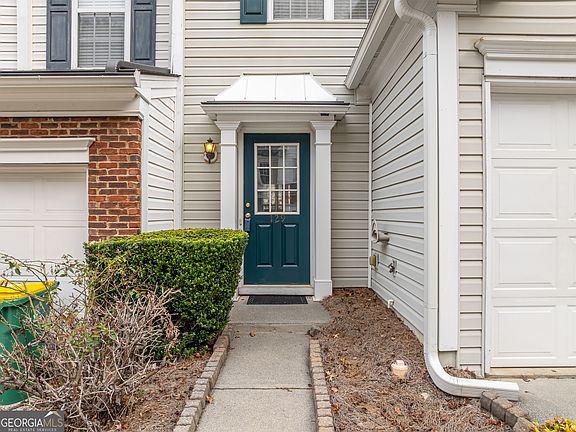 3rd image of 129 Regent Pl