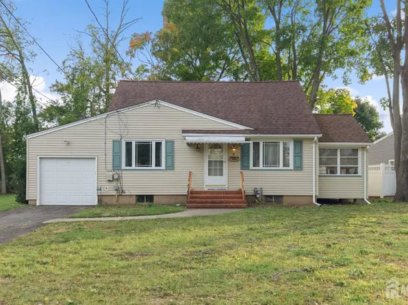 37 Leeds Dr, South Plainfield, NJ 07080
