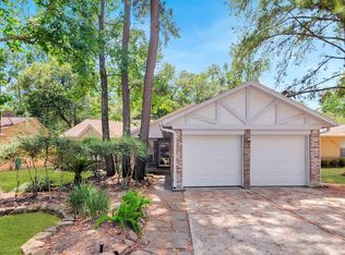 17 W Broken Oak Ct, Spring, TX 77381