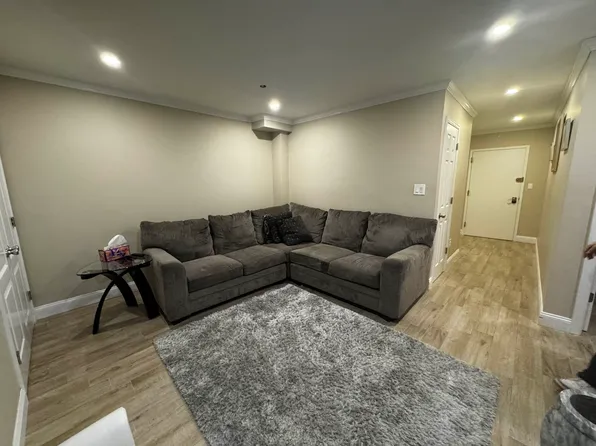 1762 East 19th Street image 9 of 17