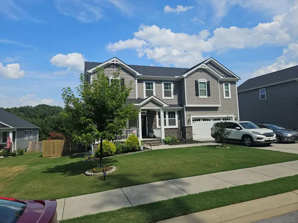 210 Montasel Ct, Fuquay Varina, NC 27526