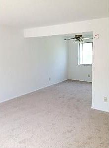 2nd image of 1559 Meredith Dr