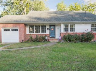 7704 Bergen St, Norfolk, VA 23518