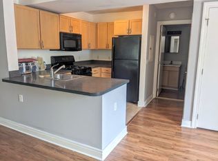 800 4th St SW APT N202, Washington, DC 20024