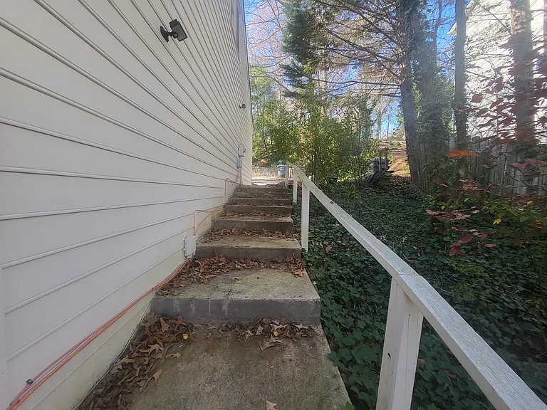 4336 Fox Creek Dr — Photo 4