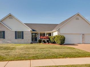 6911 Brassel Dr, O'Fallon, MO 63368