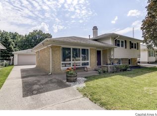 43 Radcliff Rd, Springfield, IL 62703