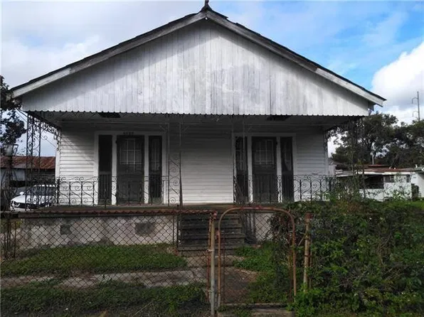 4228 Touro St, New Orleans, LA 70122